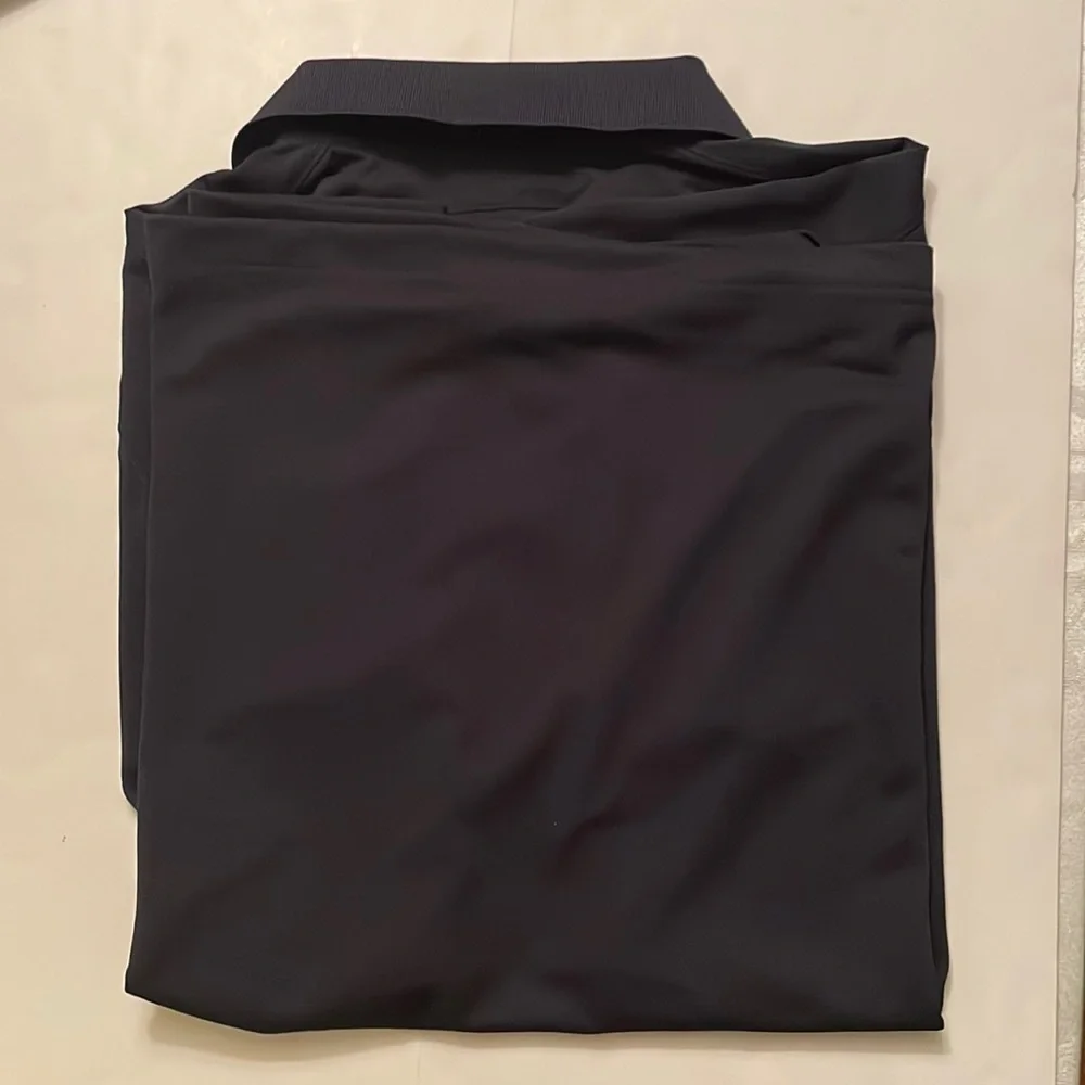 NWOT Aramark (Flex Fit) short sleeves navy blue polo shirt. Size L - Picture 12 of 15